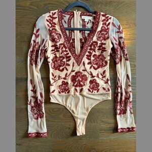 Sheer Pattern Bodysuit - Long sleeves